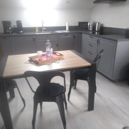 Apartment Au Fil Du Bois Contrexeville