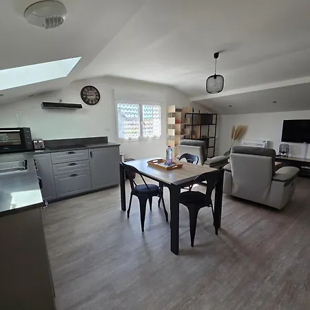 Au Fil Du Bois Apartment Contrexeville